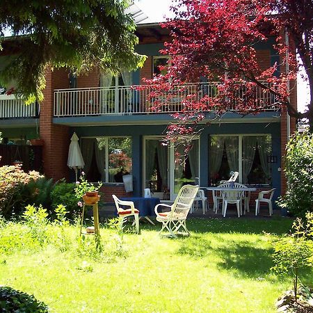 Bed and Breakfast Chez Jean Et Daisy Riehen Exteriér fotografie